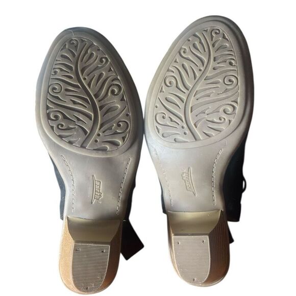 Earth Woman’s Black Kristen Wide  Round Toe Laser Cut Tie Front Sandals Sz 6.5 D - Picture 3 of 8